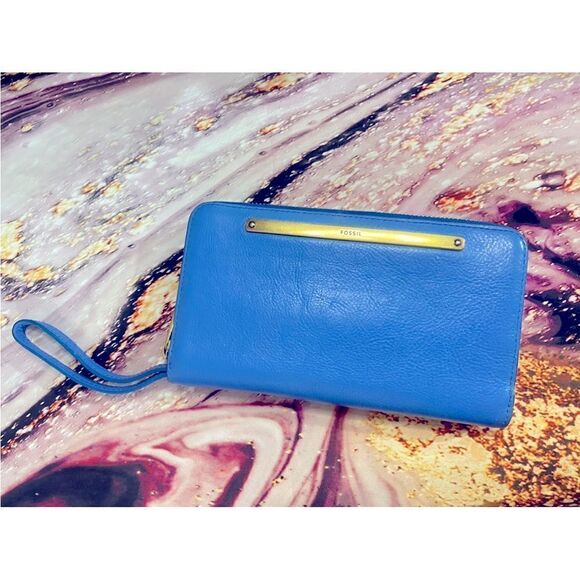 Fossil Blue Leather Wallet  - Picture 1 of 6
